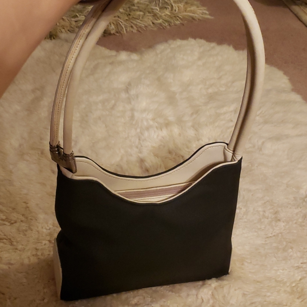 Purse - Picture 4 of 8